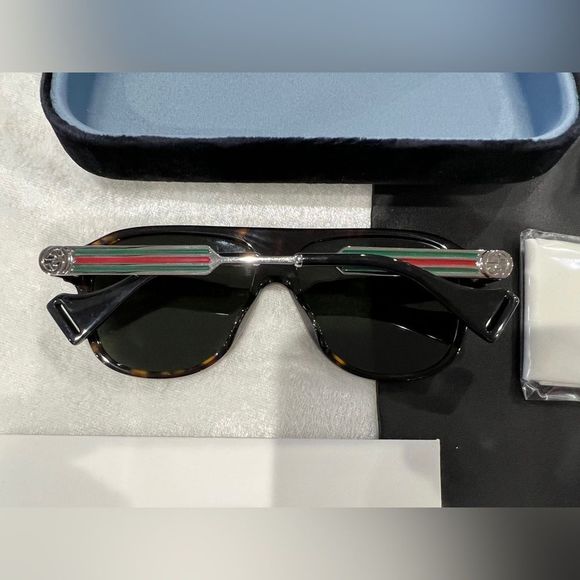 NIB Havana Gucci Sunglasses - Picture 3 of 9
